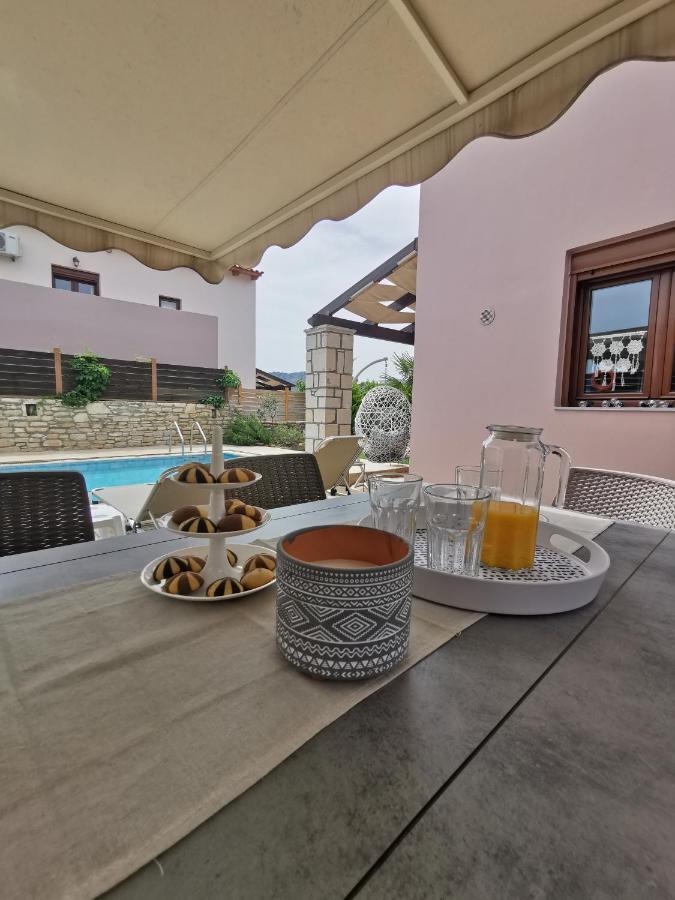 Villa Steki Roumeli Exterior photo
